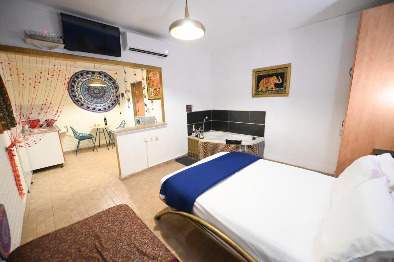 Magical In The Galilee Motel Кирият Шмона Екстериор снимка